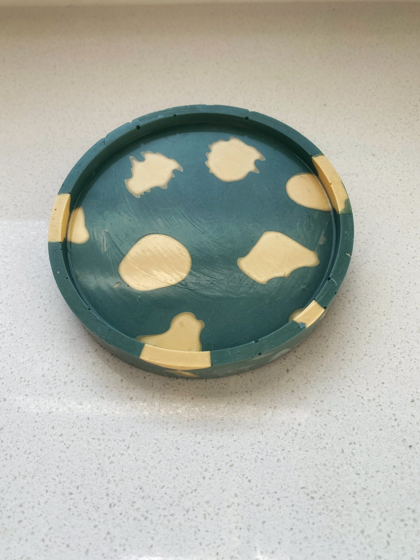 Round Tray